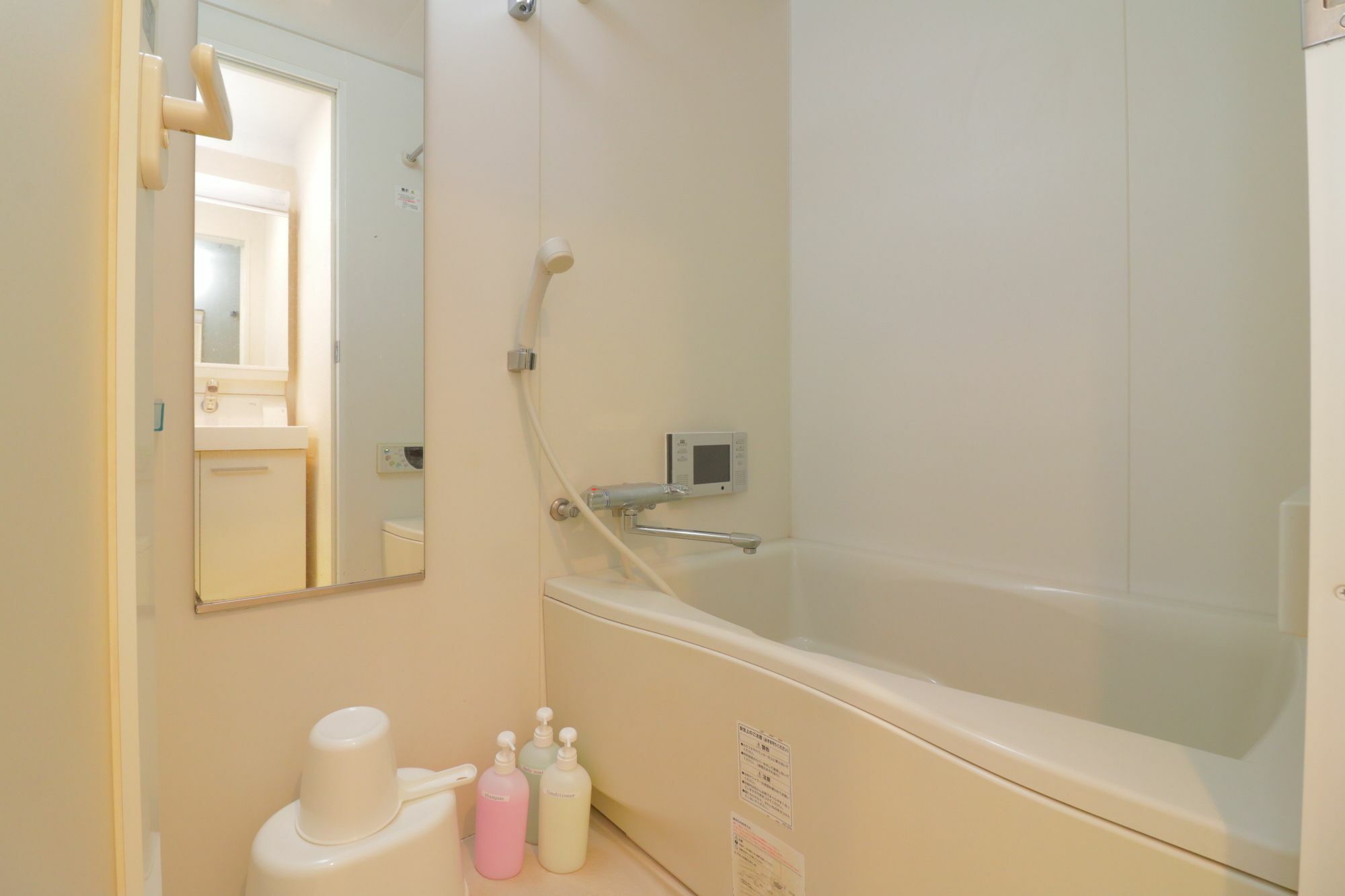 Hg Cozy Hotel No 17 通天閣前 Oszaka Kültér fotó