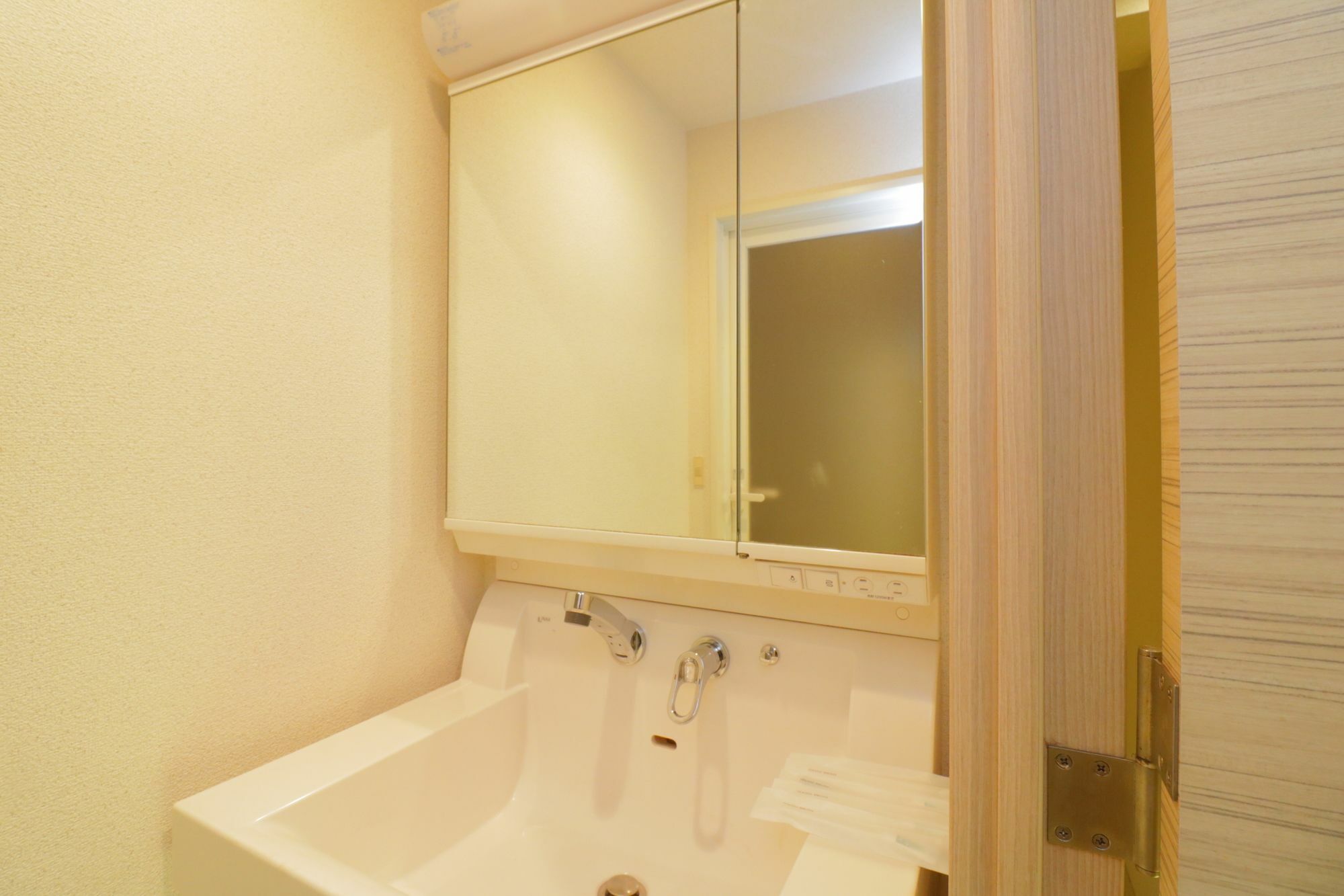 Hg Cozy Hotel No 17 通天閣前 Oszaka Kültér fotó